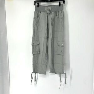 MoFiz NWOT cropped capri pants women’s small
